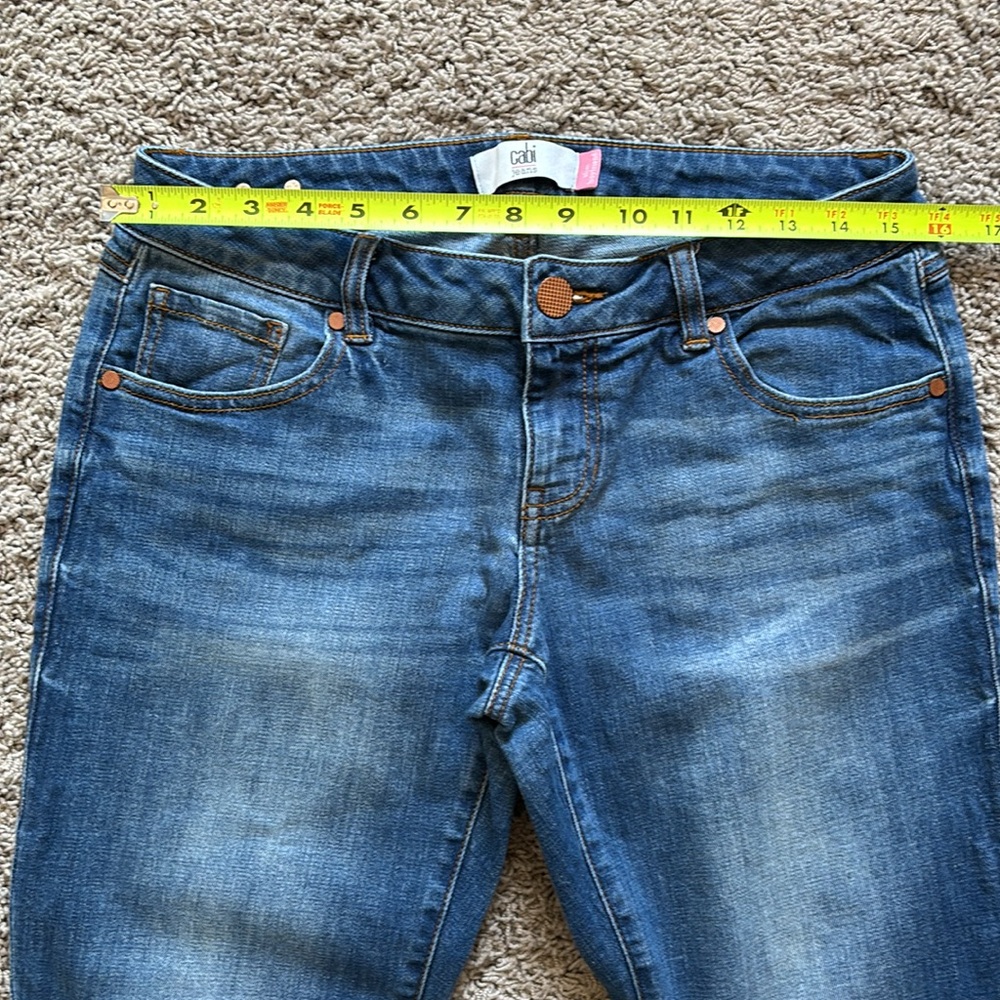Cabi Slim Boyfriend Lightwash Blue Women's Jeans - Picture 6 of 13